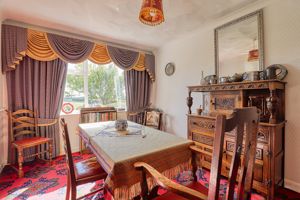 Dining Room- click for photo gallery